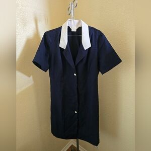 Blair Boutique Button Down Short Sleeve Dress With Padded Shoulders.